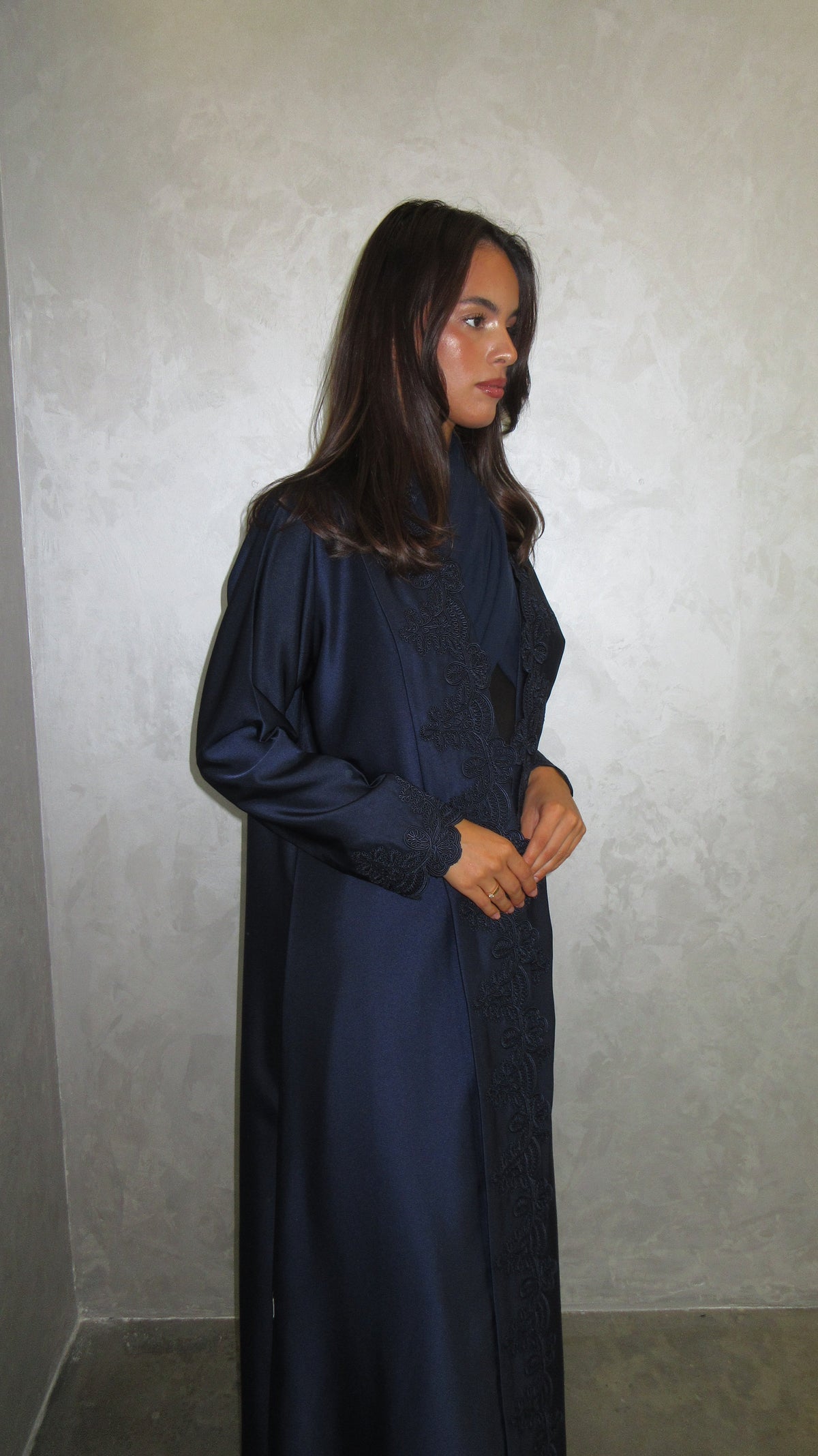 Black Chapter Abaya 3