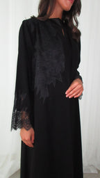 Black Chapter Abaya 4