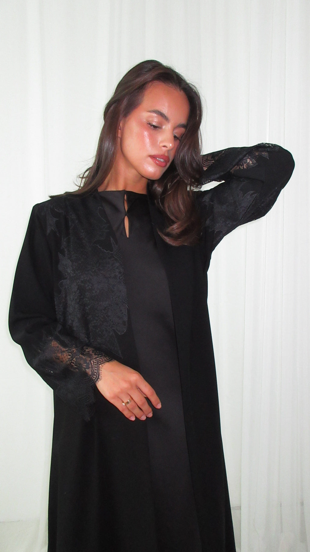 Black Chapter Abaya 4
