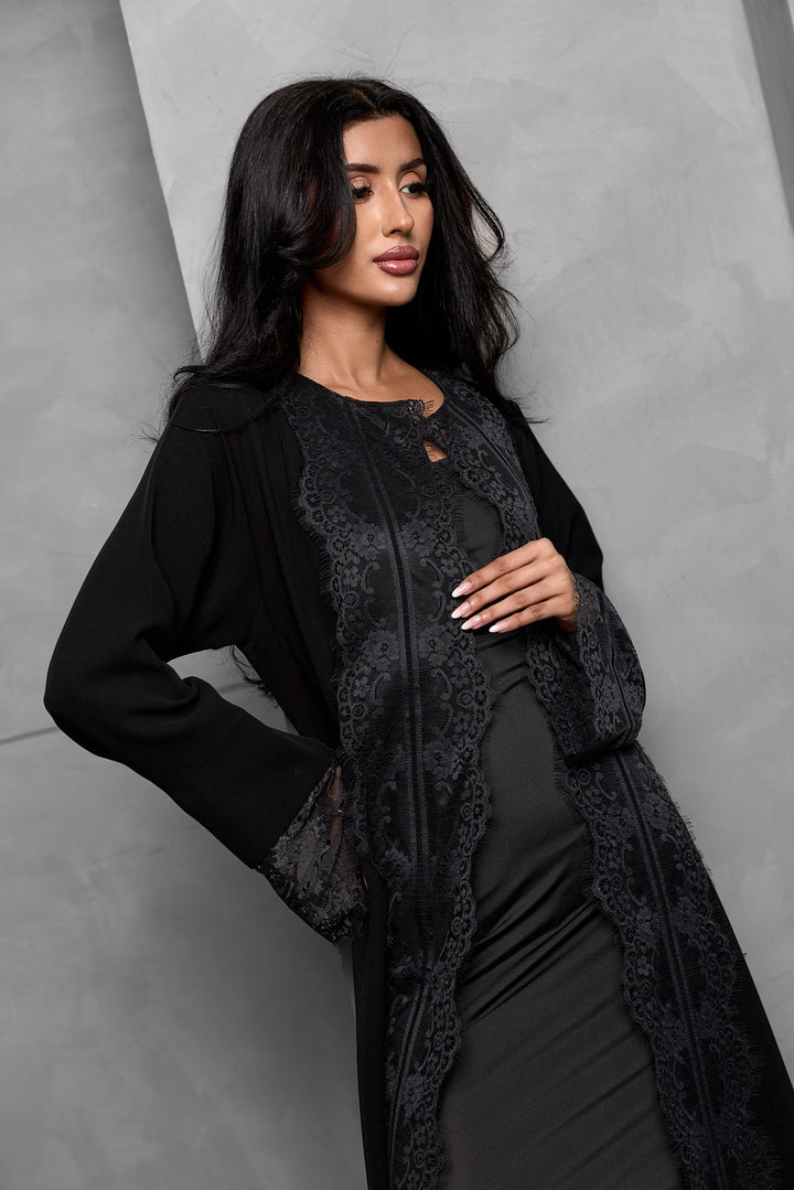 In her era26 Abaya 2