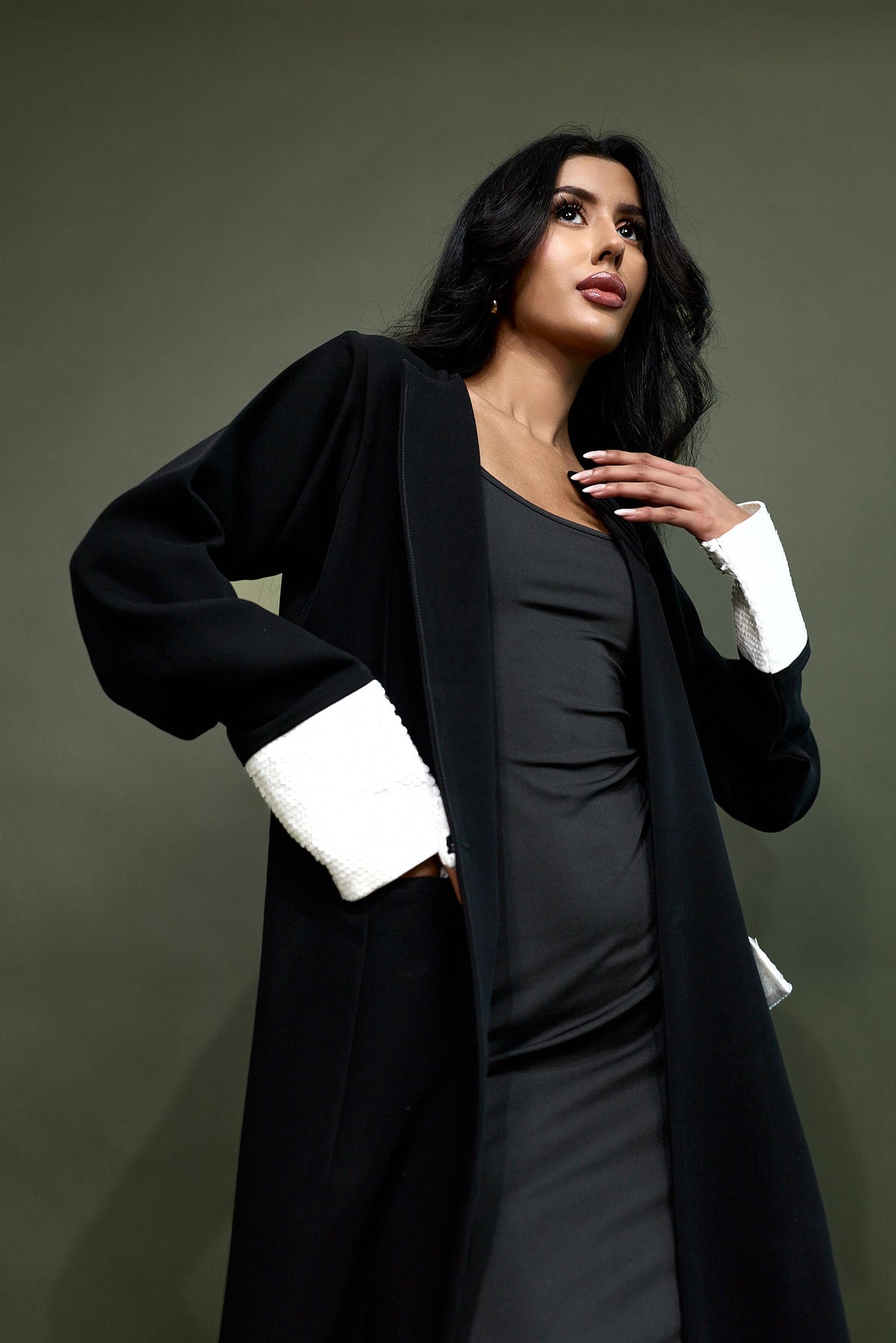 In her era26 Abaya 4
