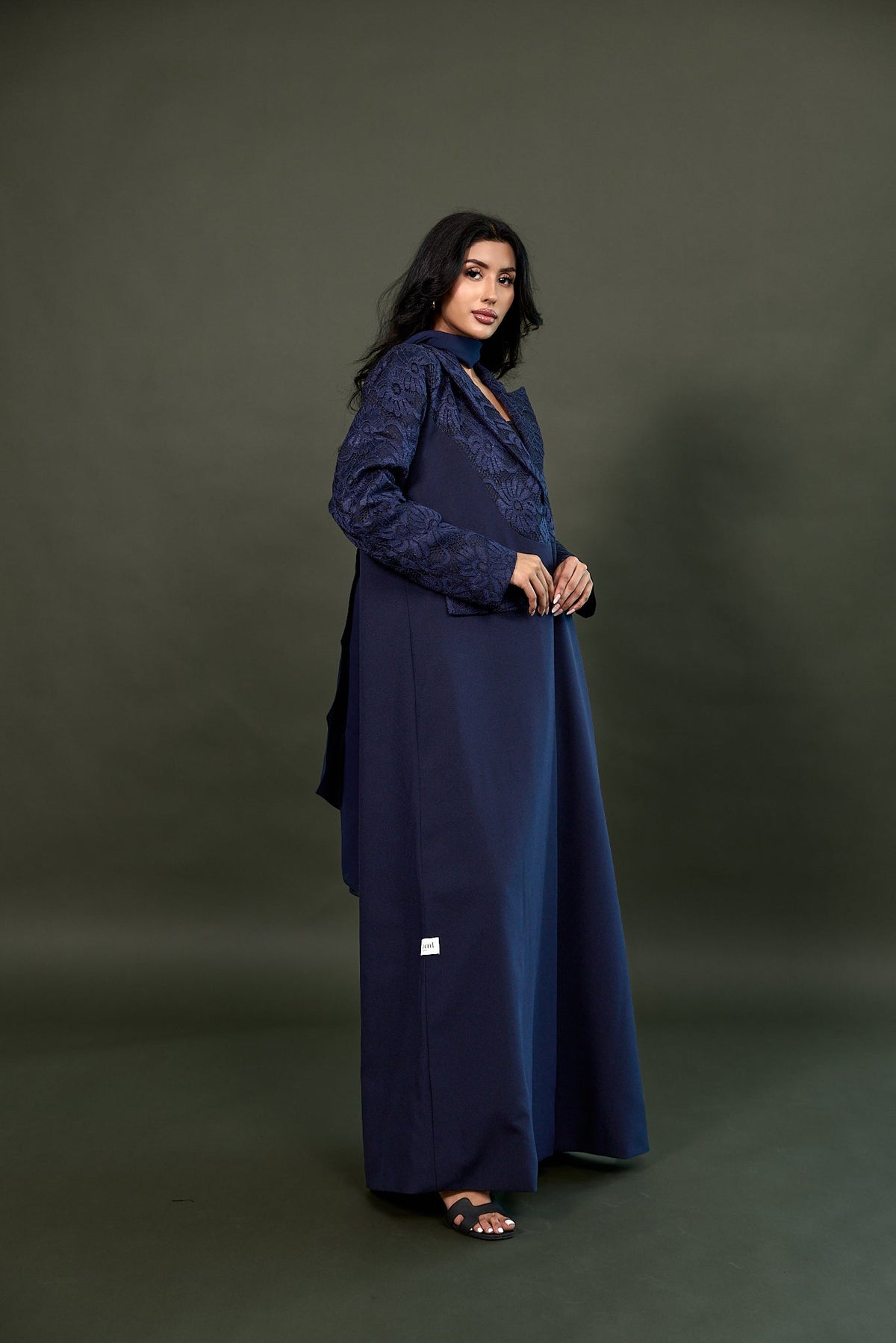 In her era26 Abaya 5