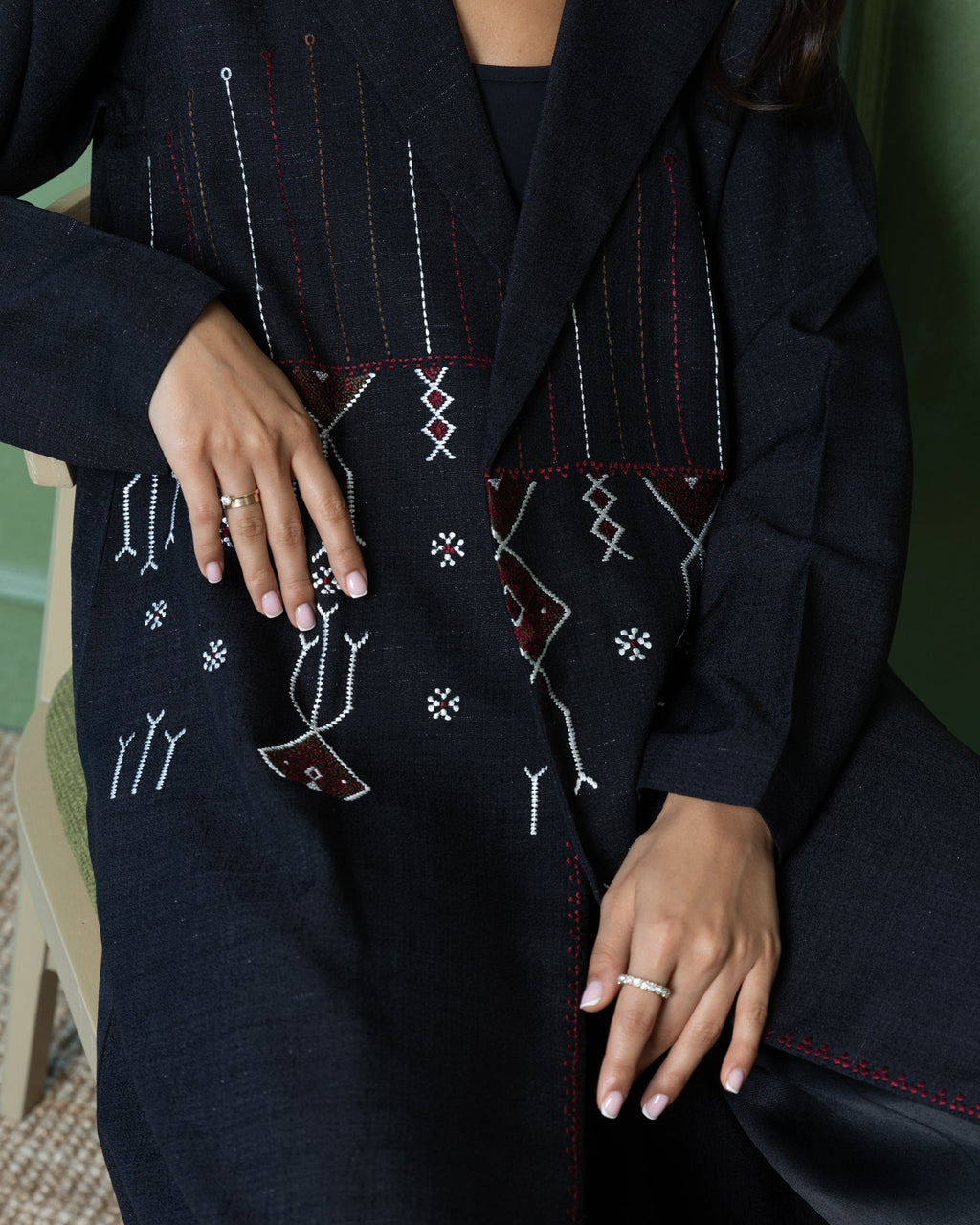 The olive chapter Abaya 4