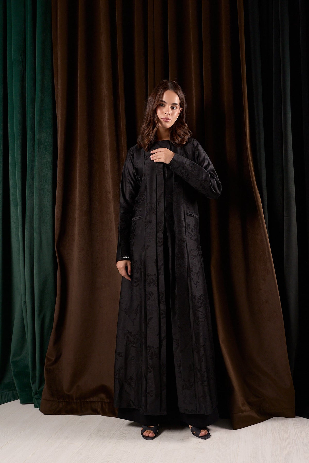 Woman she became Abaya 15