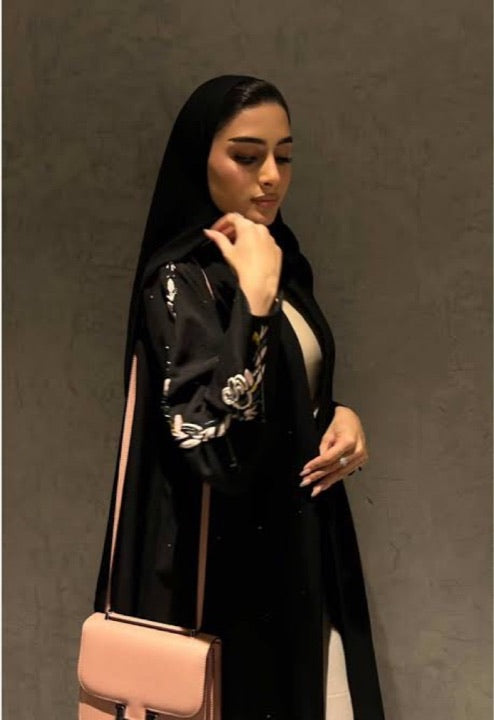 @neomi.wear